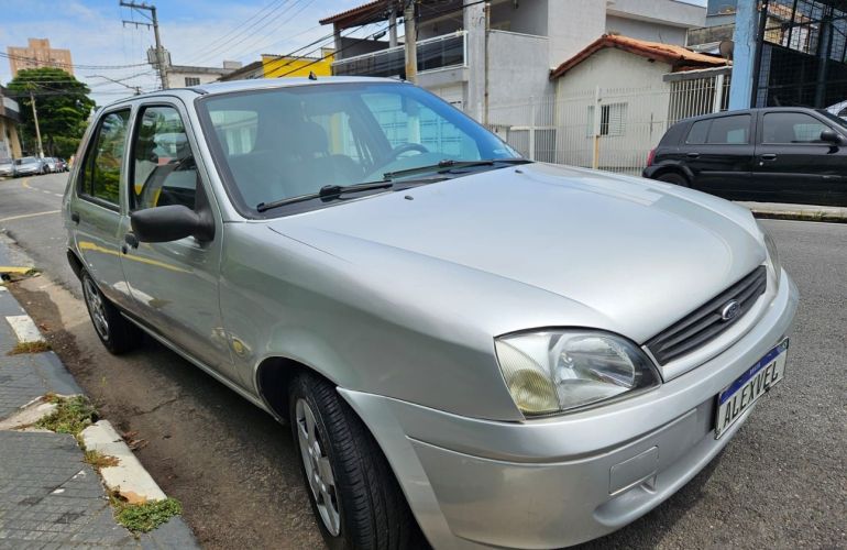 Ford Fiesta 1.0 MPi Street 8v - Foto #3