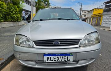 Ford Fiesta 1.0 MPi Street 8v - Foto #4