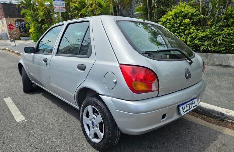 Ford Fiesta 1.0 MPi Street 8v - Foto #6