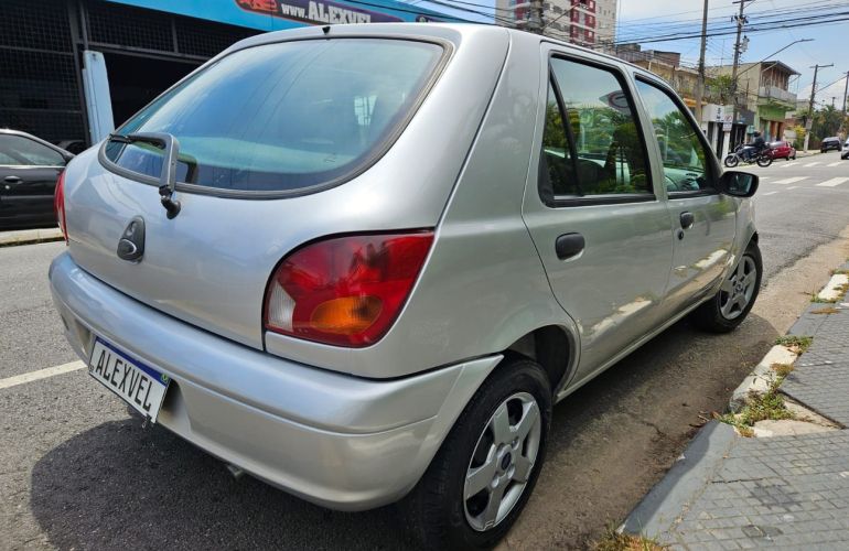 Ford Fiesta 1.0 MPi Street 8v - Foto #8