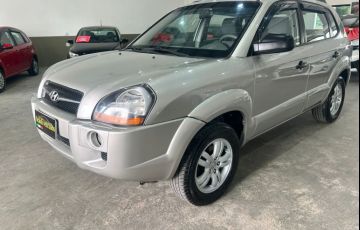 Hyundai Tucson 2.0 MPFi GL 16V 142cv 2WD Gasolina 4p Automático