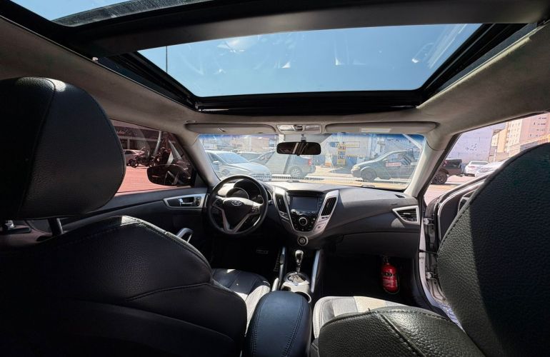 Hyundai Veloster 1.6 16v - Foto #9