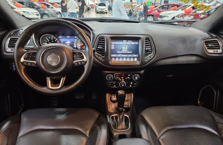 Jeep Compass 2.0 16V S 4x4 - Foto #10