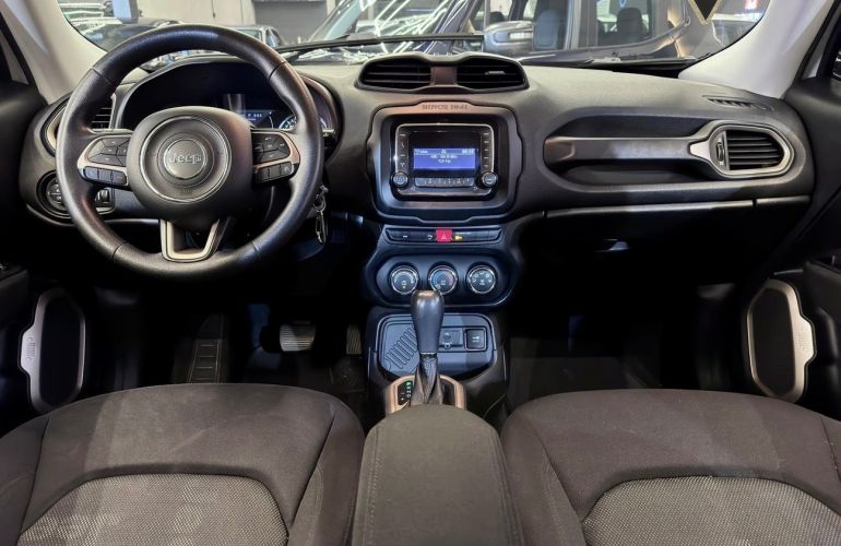 Jeep Renegade 1.8 16V Sport - Foto #8