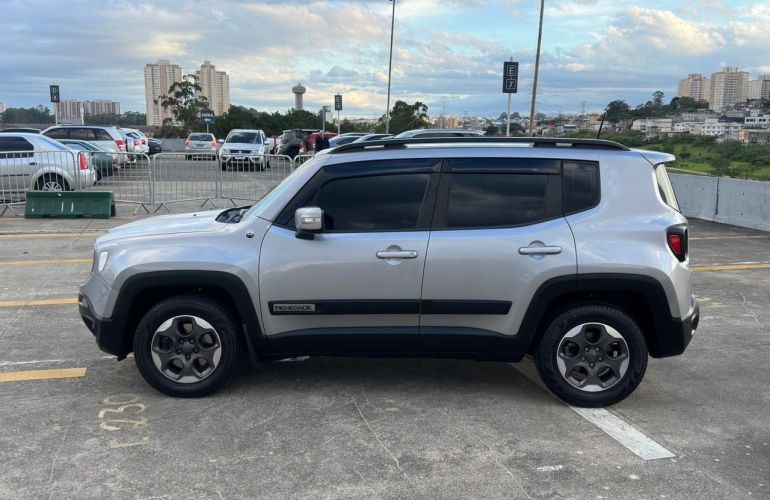 Jeep Renegade 1.8 16v - Foto #10