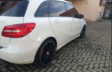 Mercedes-Benz Classe B 200 1.6 Turbo Sport - Foto #3