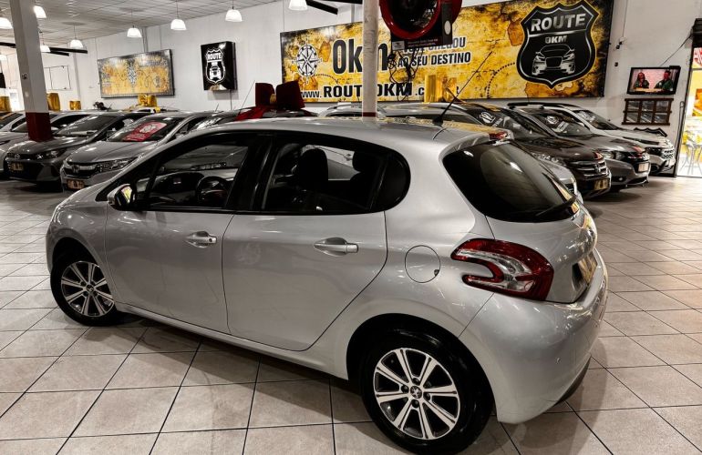 Peugeot 208 1.5 Active 8v - Foto #6