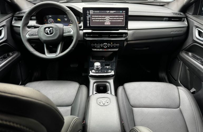 RAM Rampage 2.0 Turbo Rebel 4x4 - Foto #8