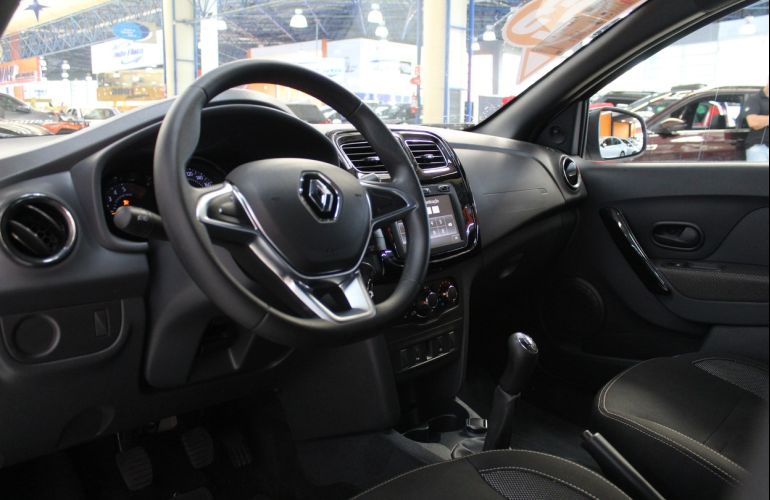 Renault Logan 1.0 12v Sce Zen - Foto #3