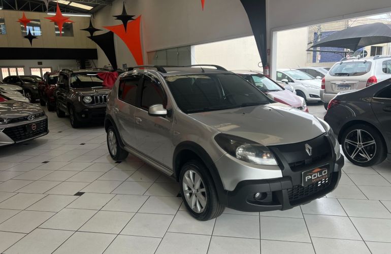Renault Sandero 1.6 Stepway 16v - Foto #2