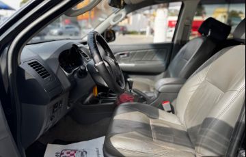 Toyota Hilux 3.0 Srv Top 4x4 CD 16V Turbo Intercooler - Foto #5