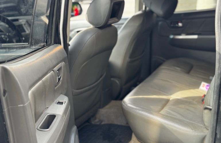 Toyota Hilux 3.0 Srv Top 4x4 CD 16V Turbo Intercooler - Foto #9