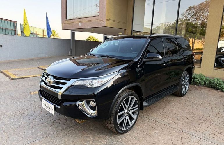 Toyota Hilux Sw4 2.7 Sr 4x2 16v - Foto #1