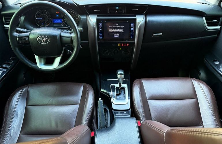 Toyota Hilux Sw4 2.7 Sr 4x2 16v - Foto #6