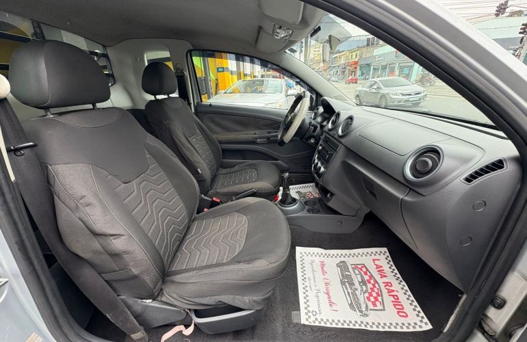 Volkswagen Saveiro 1.6 Mi CE 8V G.v - Foto #7