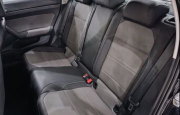 Volkswagen Virtus 1.0 200 TSi Highline - Foto #8