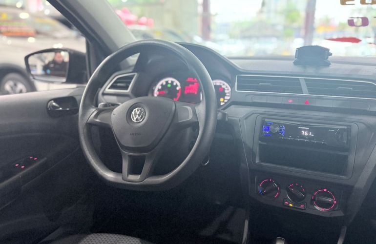 Volkswagen Voyage 1.6 Msi - Foto #8