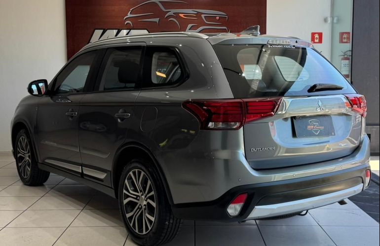 Mitsubishi Outlander 2.0 16v - Foto #3