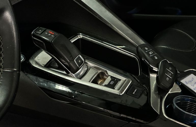 Peugeot 5008 1.6 THP Griffe Pack (Aut) - Foto #2