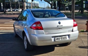 Renault Mégane Sedan Dynamique 2.0 16V (aut) - Foto #2