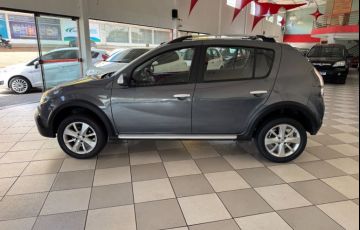 Renault Sandero Stepway 1.6 16V (Flex) - Foto #2