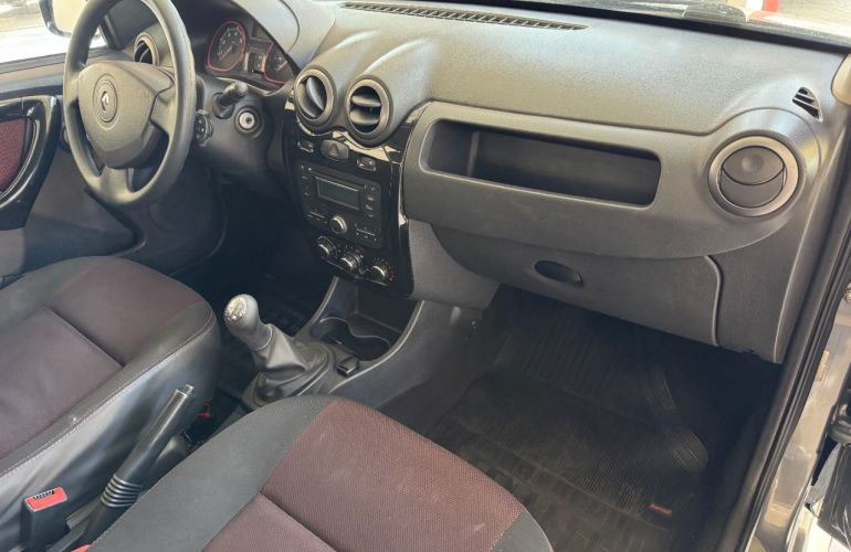 Renault Sandero Stepway 1.6 16V (Flex) - Foto #4