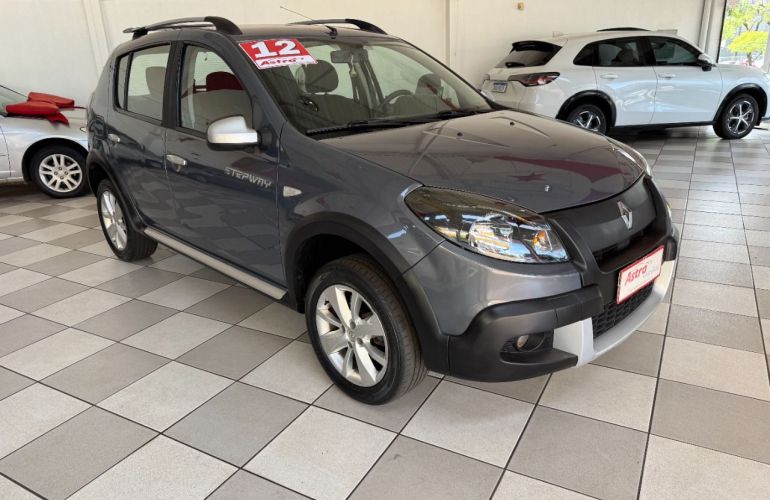 Renault Sandero Stepway 1.6 16V (Flex) - Foto #6