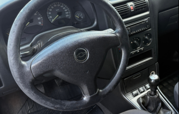 Chevrolet Astra Hatch Advantage 2.0 (Flex) 2p - Foto #4