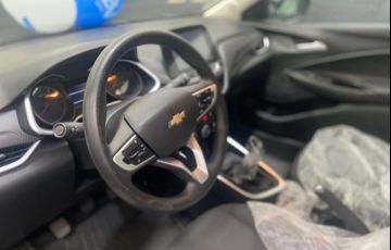 Chevrolet Onix 1.0 Flex LT Manual - Foto #6