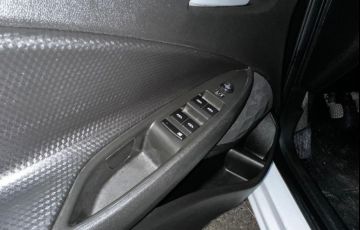 Chevrolet Onix 1.0 Flex LT Manual - Foto #10