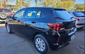 Chevrolet Onix 1.0 LT - Foto #2