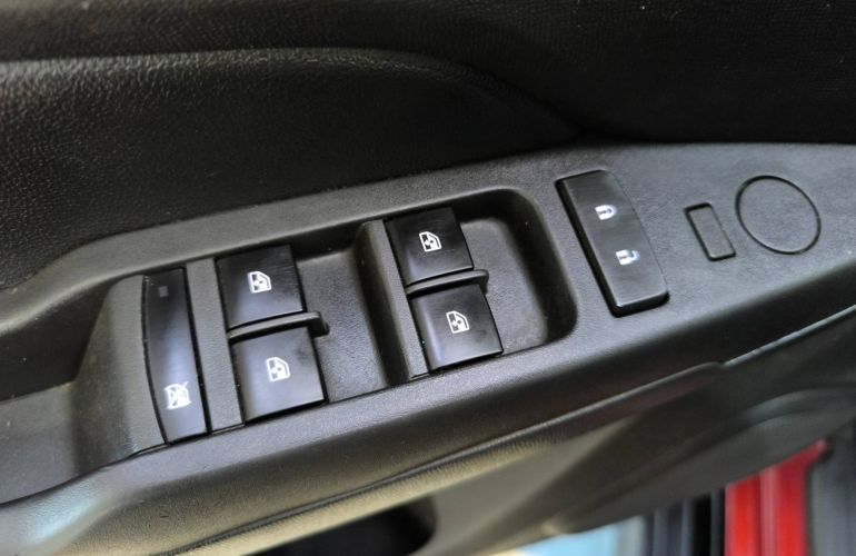 Chevrolet S10 2.5 Advantage 4x2 CD 16v - Foto #10