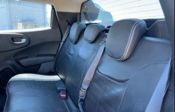 Fiat Toro 1.8 16V Evo Freedom - Foto #9