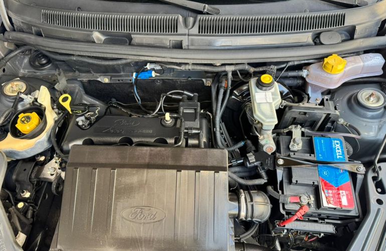 Ford Ka 1.0 (Flex) - Foto #8