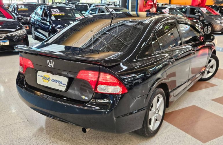 Honda Civic 1.8 LXS 16v - Foto #3