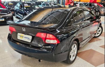 Honda Civic 1.8 LXS 16v - Foto #3