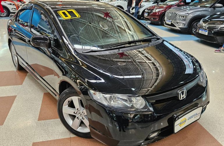 Honda Civic 1.8 LXS 16v - Foto #4