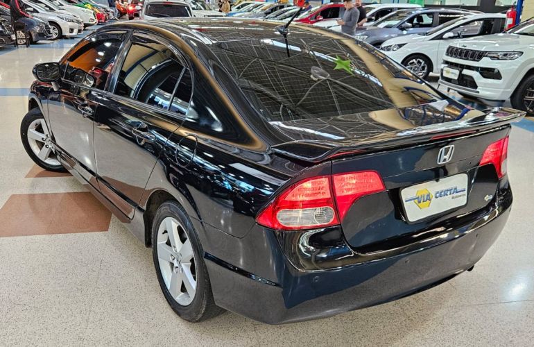 Honda Civic 1.8 LXS 16v - Foto #6