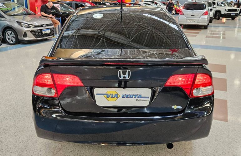 Honda Civic 1.8 LXS 16v - Foto #9