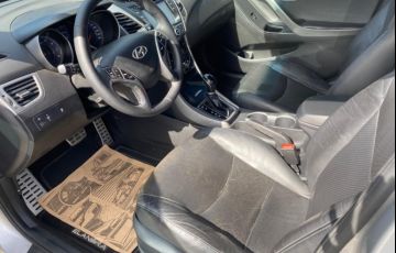 Hyundai Elantra 2.0 GLS (Aut) (Flex) - Foto #6