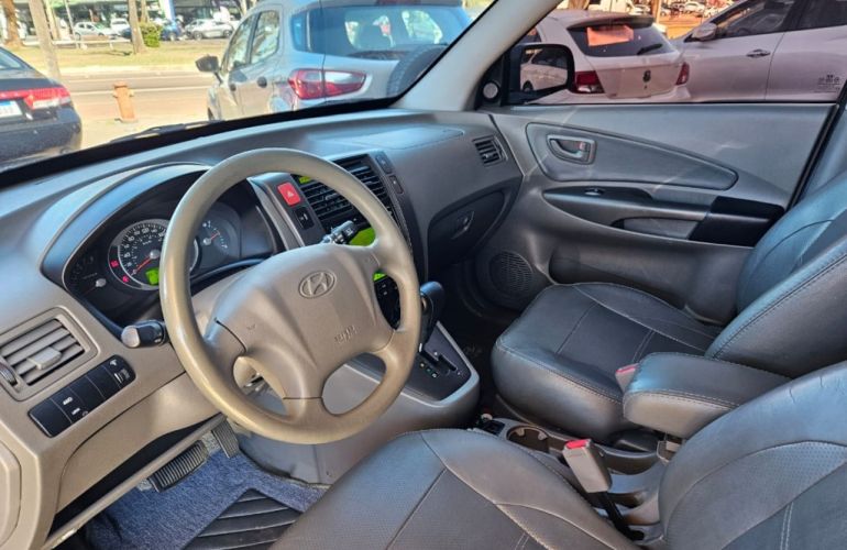 Hyundai Tucson GL 2.7 V6 24V 4WD (aut.) - Foto #4