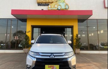 Mitsubishi Outlander 2.0 16V CVT - Foto #2