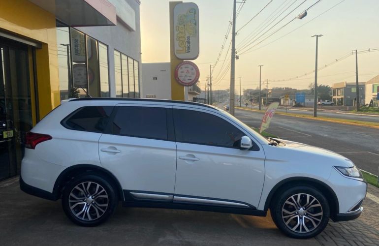 Mitsubishi Outlander 2.0 16V CVT - Foto #7