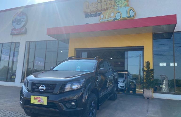 Nissan Frontier 2.3 CD Attack 4x4 (Aut) - Foto #1