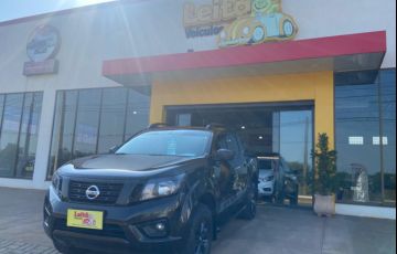 Nissan Frontier 2.3 CD Attack 4x4 (Aut)