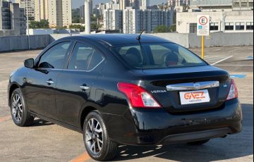 Nissan Versa 1.6 16V Unique - Foto #2