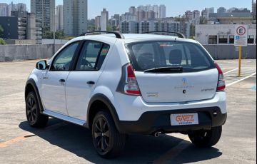 Renault Sandero 1.6 Stepway 8v - Foto #2