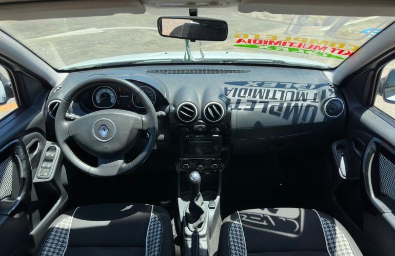 Renault Sandero 1.6 Stepway 8v - Foto #7