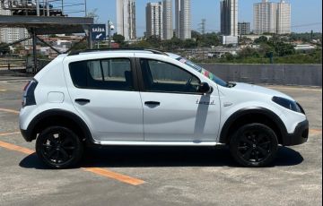 Renault Sandero 1.6 Stepway 8v - Foto #10