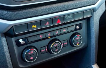 Volkswagen Amarok 3.0 V6 TDi Highline Extreme CD 4motion - Foto #10